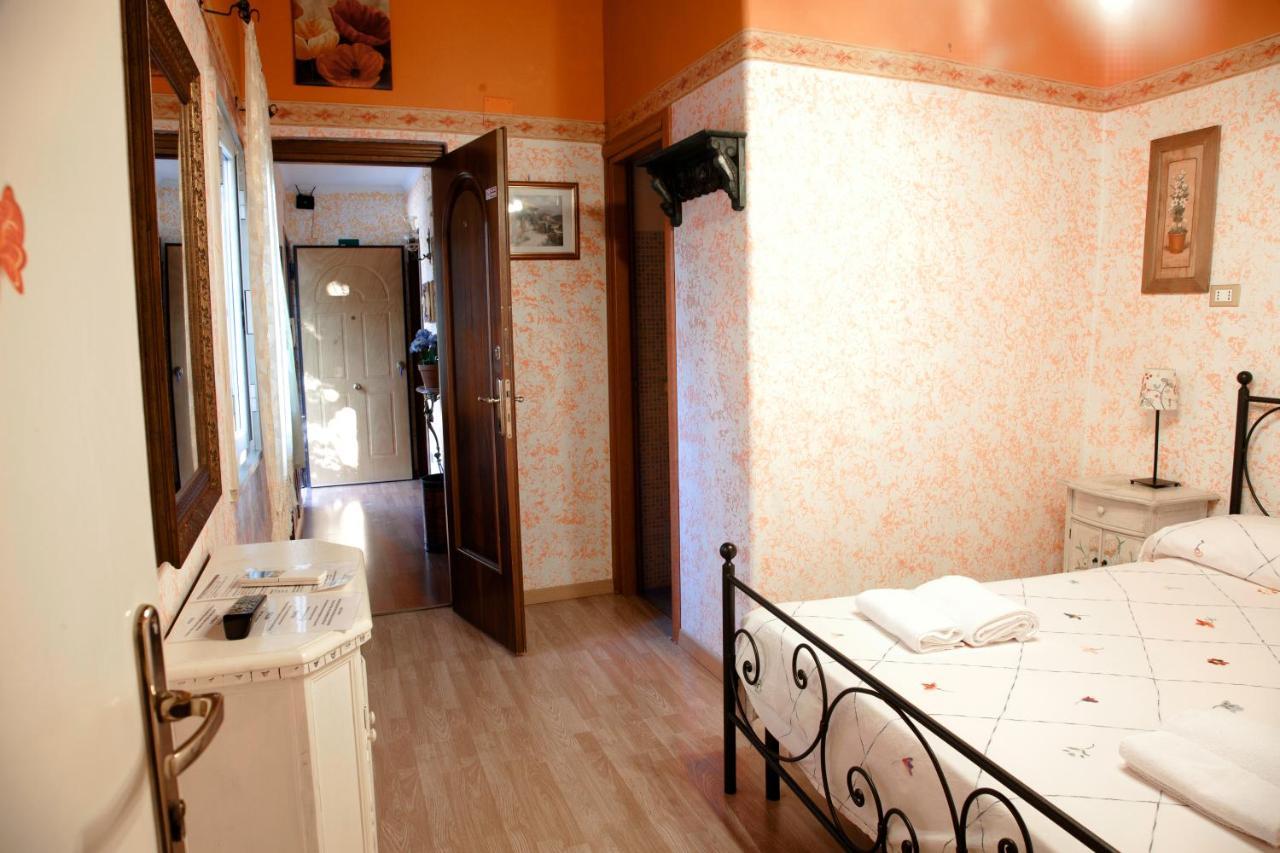 I Gerani Rossi Hotel Roma Ngoại thất bức ảnh